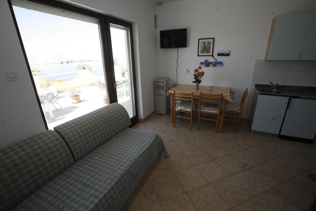 Apartments Roza Miškovići エクステリア 写真