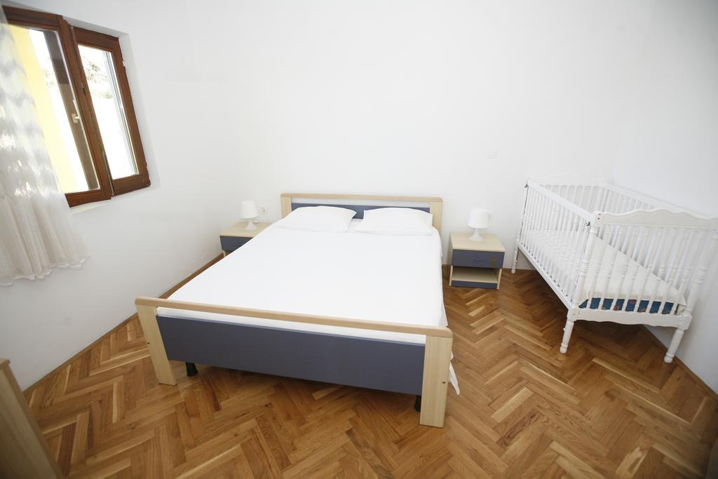 Apartments Roza Miškovići エクステリア 写真