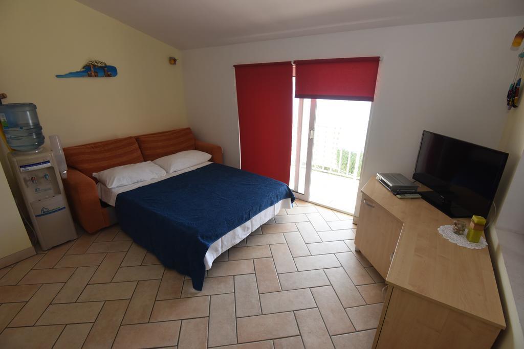 Apartments Roza Miškovići エクステリア 写真