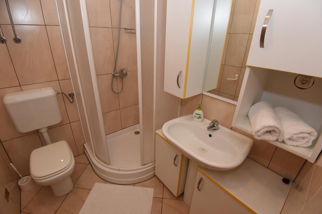 Apartments Roza Miškovići エクステリア 写真