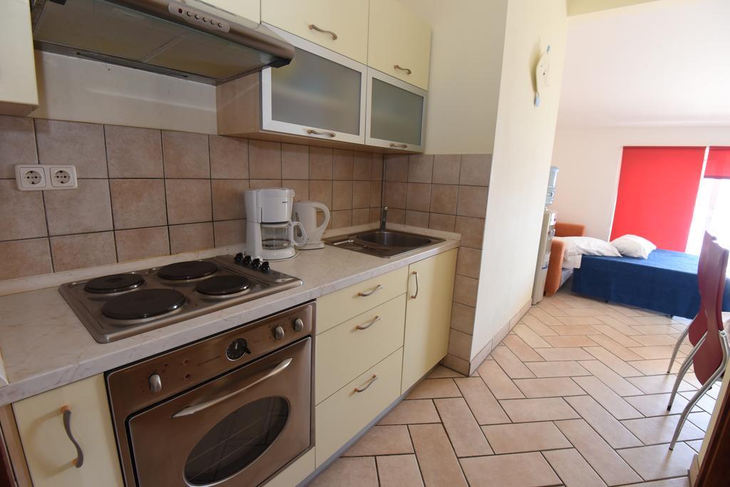 Apartments Roza Miškovići エクステリア 写真