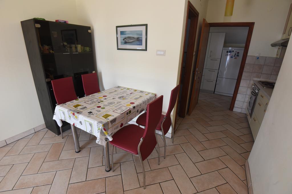 Apartments Roza Miškovići エクステリア 写真